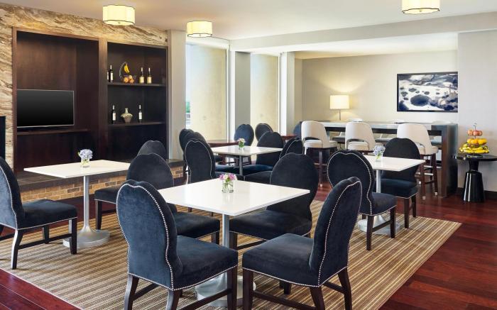 Sheraton Fort Worth Downtown Hotel