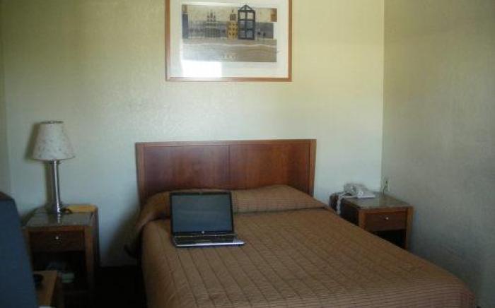 Bay Bridge Inn Oakland