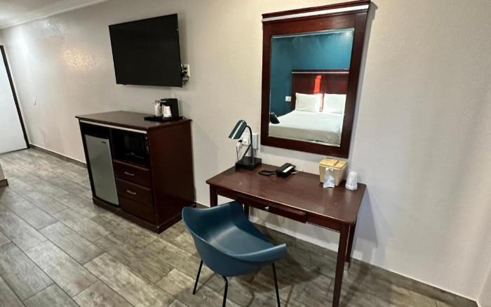 Studio 6 Suites Mesa, AZ – Near Downtown & Sloan Park