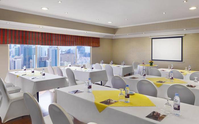 Al Safir Hotel