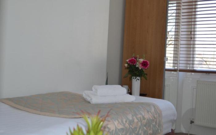 1 Lexham Gardens Hotel