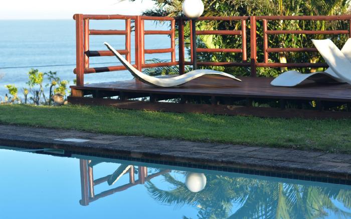 Beachcomber Bay Guesthouse