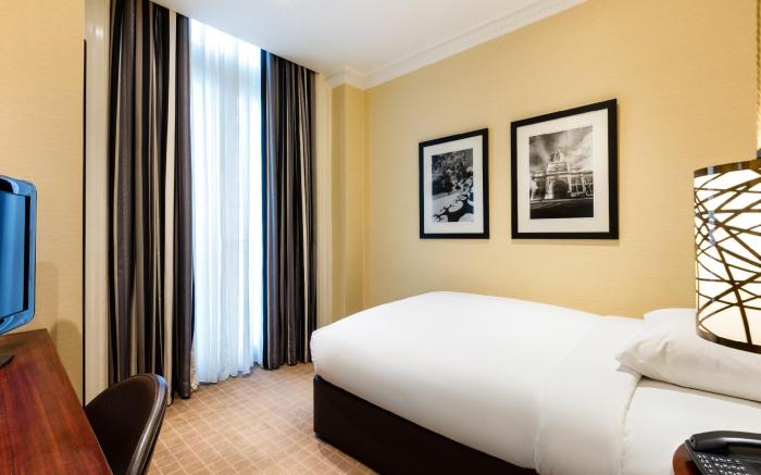 Radisson Blu Hotel, London South Kensington (formerly Vanderbilt)