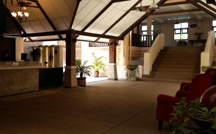 D'Feringghi Hotel & Restaurant