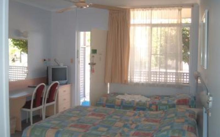 Golden Sands Motor Inn