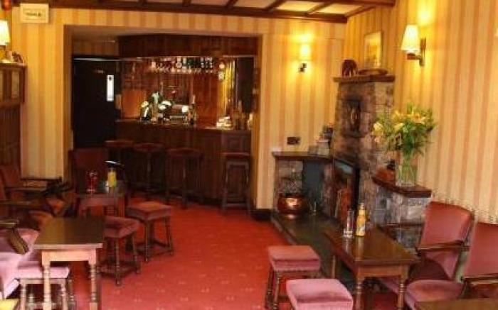 Ravenstone Manor