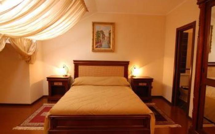 Vila Paris Boutique Hotel