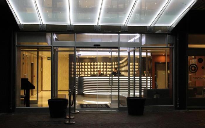 Circa Luxury Apartment Hotel