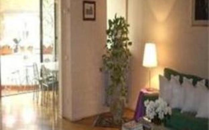 Capri Moon Guest House