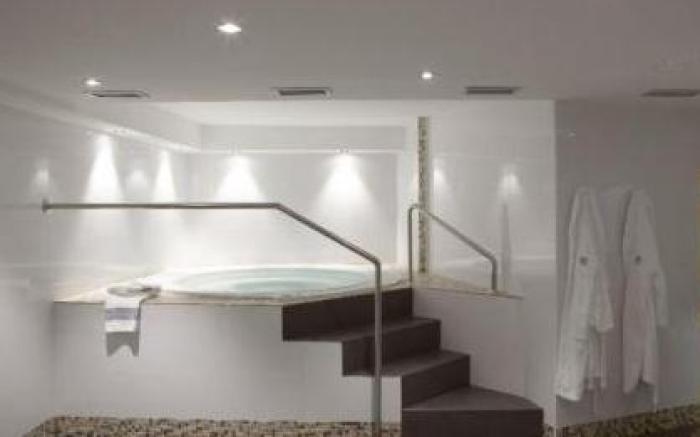 Hotel MU