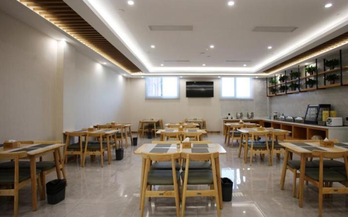GreenTree Inn Heze Shan County New Bus Station