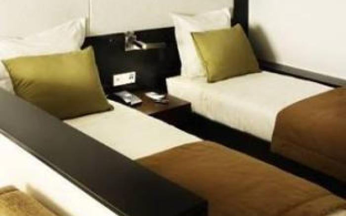 Aqualuz Troia Rio by The Editory