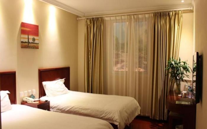 GreenTree Inn Shandong Qingdao Jiaozhou Sanlihe Park Express Hotel