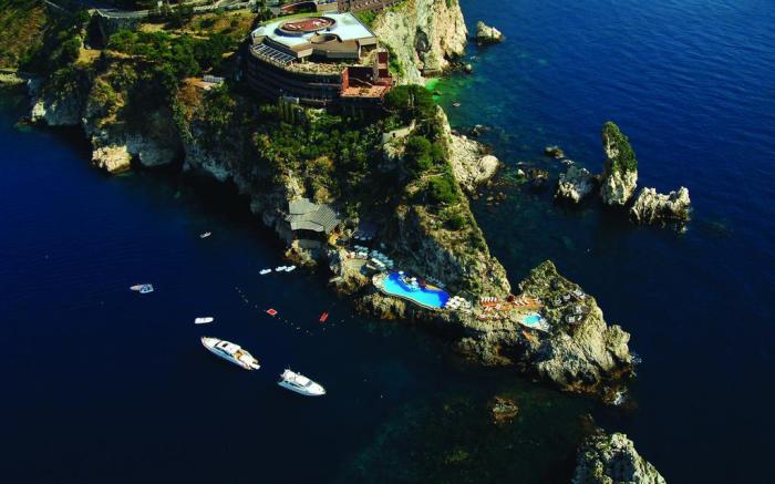 UNA HOTELS Capotaormina