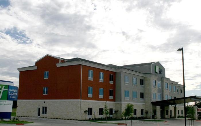 Holiday Inn Express & Suites Gatesville By IHG