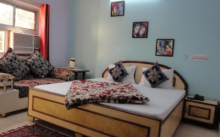 Hotel Swarajya Palace