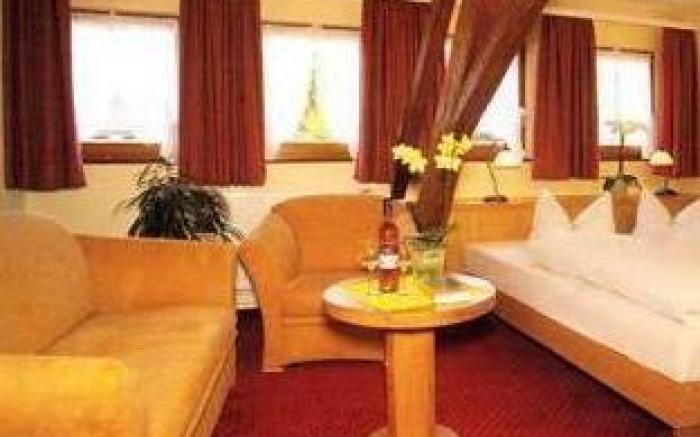 Landhotel und Apartments Sonneck