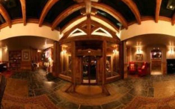 Hotel Bucaneve