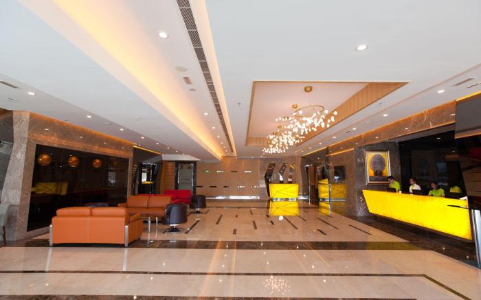 Greens Hotel & Suites