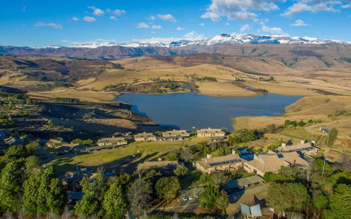 Cayley Mountain Resort