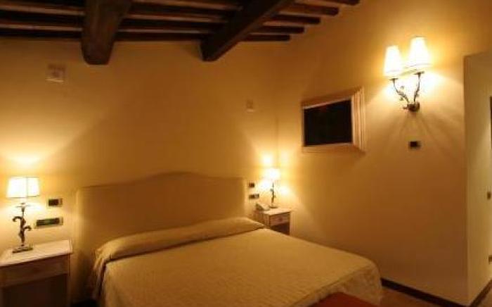 Sovana Hotel & Resort