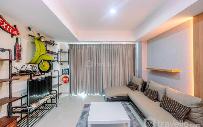 Cozy 2BR Nine Residence with City View By Travelio