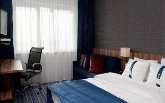Holiday Inn Express Bremen Airport By IHG