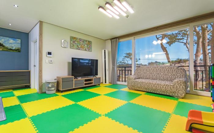 Goseong Pinetree Pension