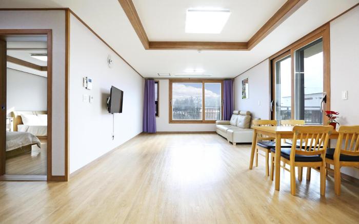 Jeju DK House Pension