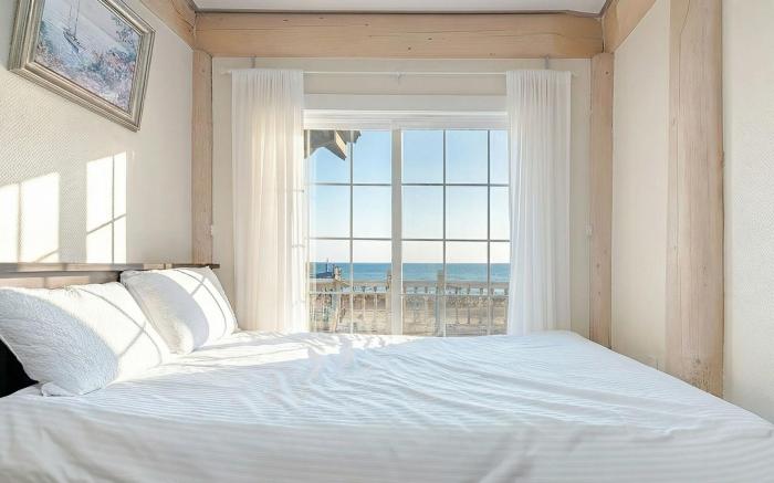 Ganghwa Izba Pension