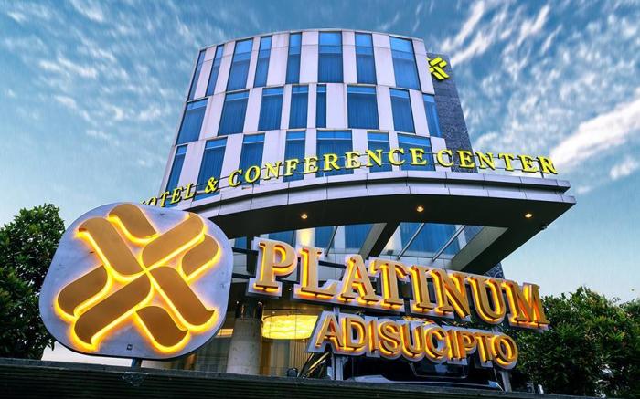 Platinum Adisucipto Hotel & Conference Center