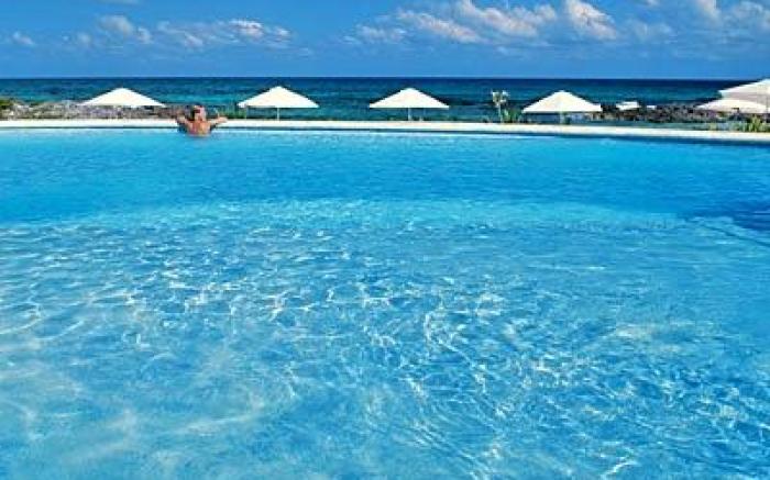 Hotel Playa la Media Luna