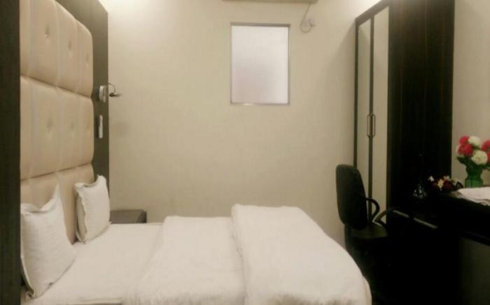 Hotel Kapoor Inn