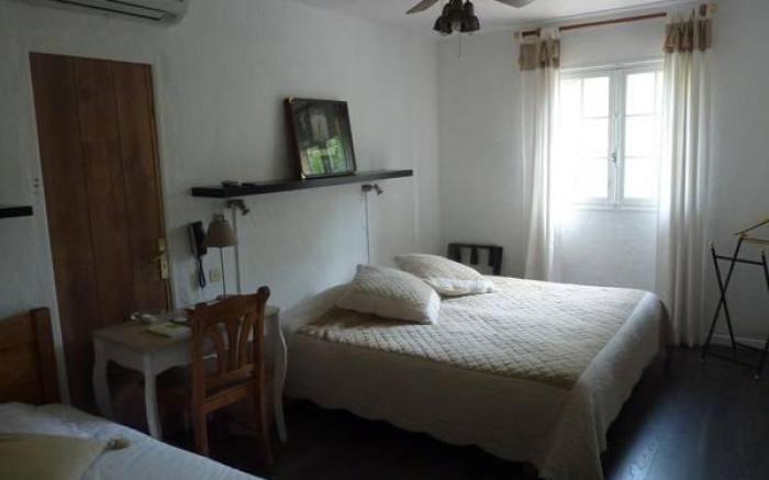 Logis Hotels La Bastide des Golfs