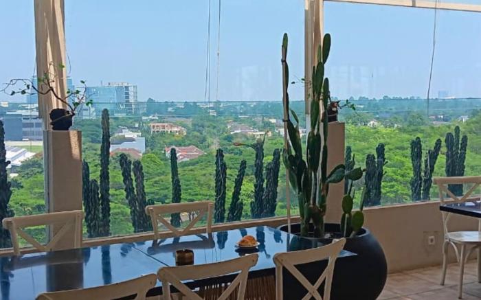 The Grantage Hotel & Sky Lounge