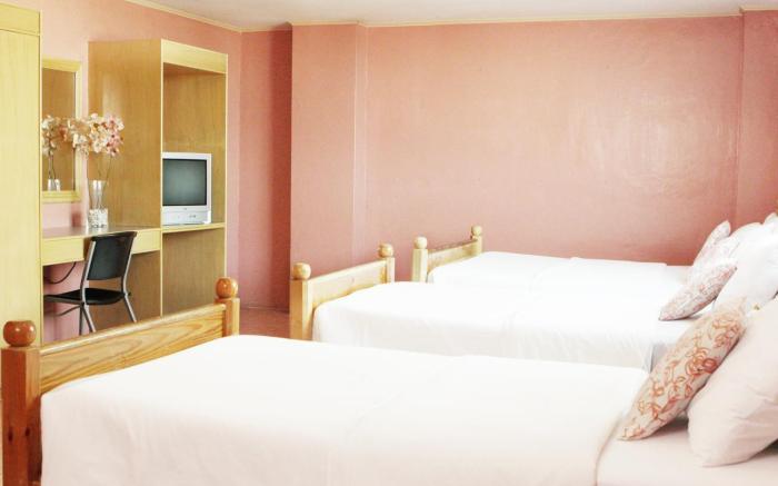 Nichols Airport Hotel