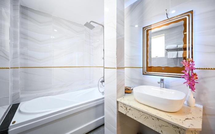 Nicecy Saigon Hotel