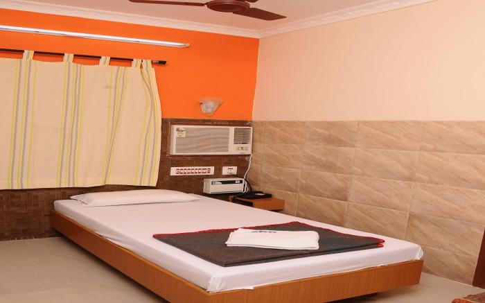 Sarovara Deluxe Rooms