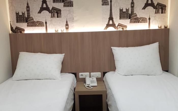 Ethan Hotel Jakarta