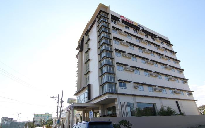 District 21 Hotel