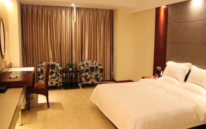 GreenTree Inn Nantong Tongzhou Shiji Avenue Jianghaihuangdu Express Hotel