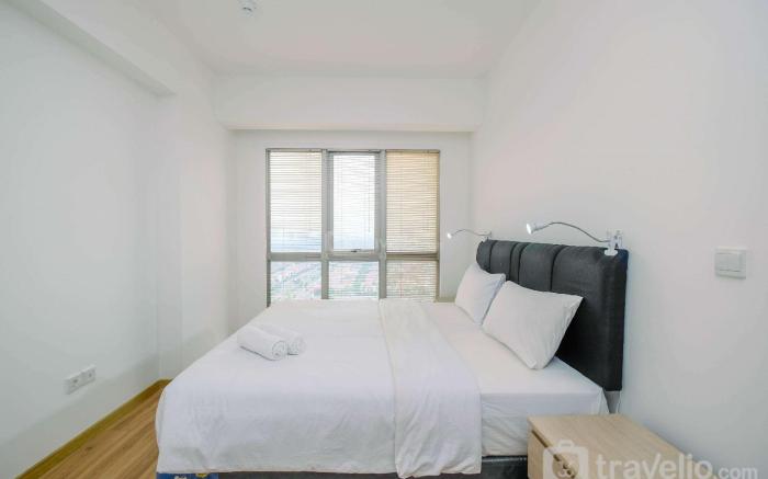 Brand New 1BR Apt at M-Town Signature By Travelio