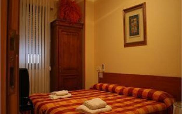 Hostal Acella