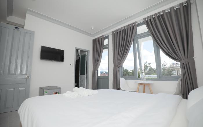 M Hotel