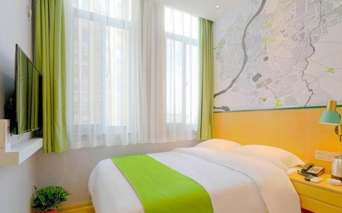 Vatica Hotel Hefei Yaohai Longgang Subway Station