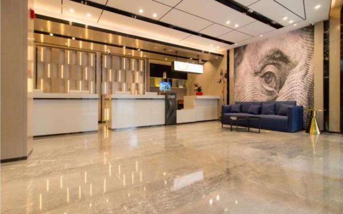 Echarm Hotel Changsha Wuyi Square Railway Metro Station