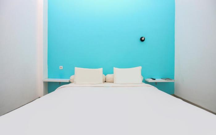 Golden Snail Guest House