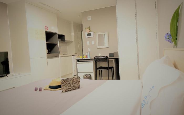 ARA Palace No.701 - Near Airport, City/Ocean View, 10-minute walk to Dongmun Market
