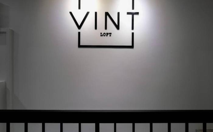 The Vint Loft@ family room#5 min to IconCity4