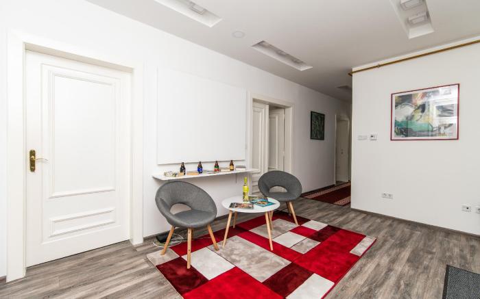 Sqm150 Apartment with 4 units! GREAT FOR GROUPS